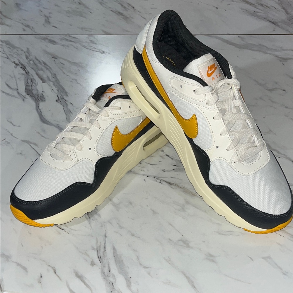 New  no box! Nike Men's Cream and Black Sneakers with Yellow Details